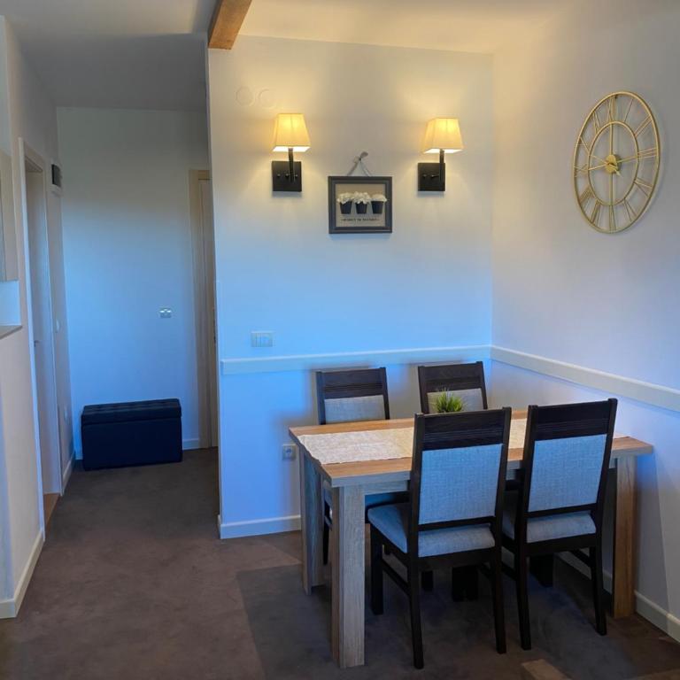 Apartman Sky View, Župa Wellness & Spa u Centru Kopaonika - One-Bedroom Apartment - 8