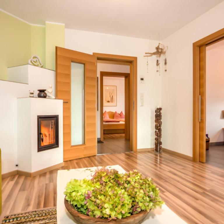 Lampenhof - Two-Bedroom Apartment - 3