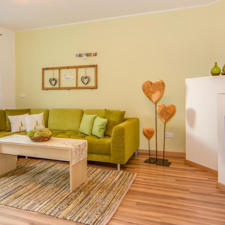 Lampenhof - Two-Bedroom Apartment - 5