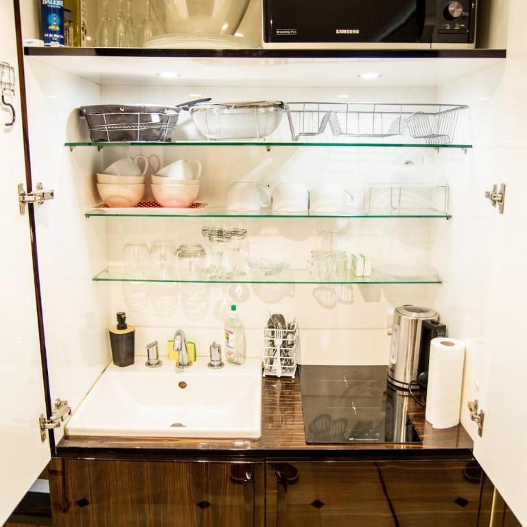 Studio boisé à 2 pas du jardin du Luxembourg - Appartement 1 Chambre - 9