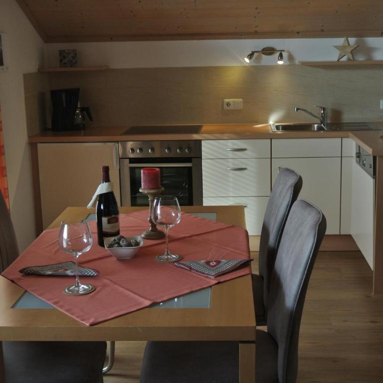 Ferienwohnung Breyer, südliches Allgäu - Apartment mit Blick auf die Berge - 2