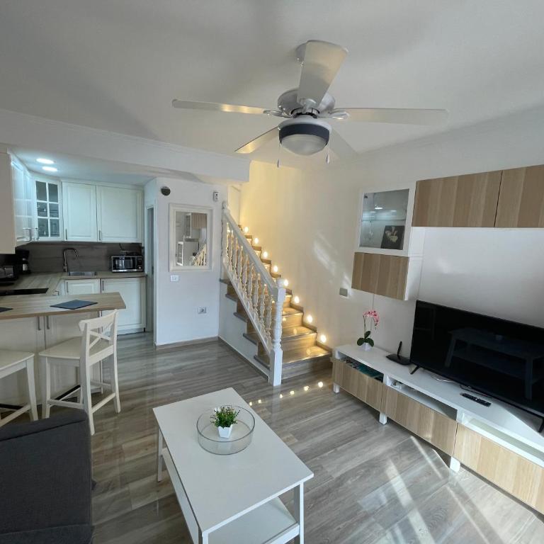 Apartamento Gustamar 11 - One-Bedroom Apartment - 1