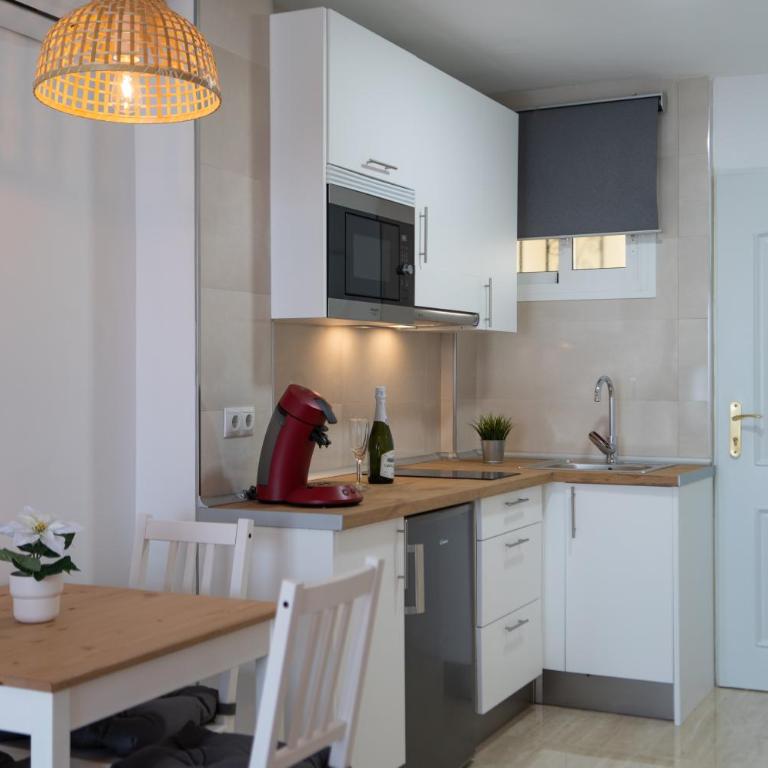 Júpiter Suites by Kaarina - Deluxe Studio - 22