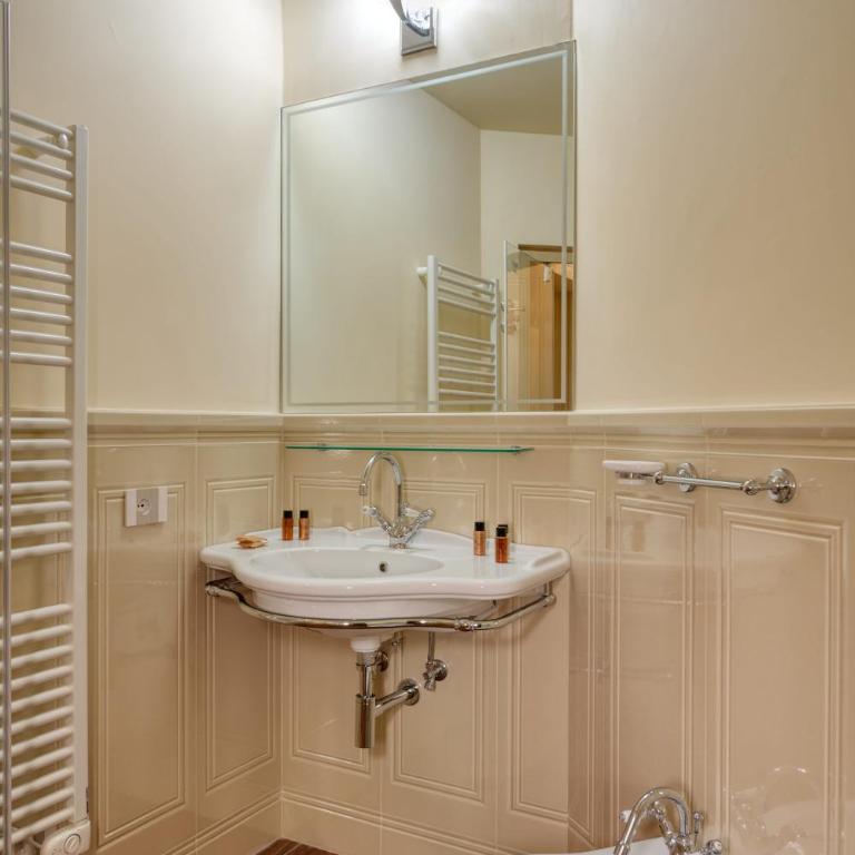 Residenza Mondragone - Camera King Standard - 3