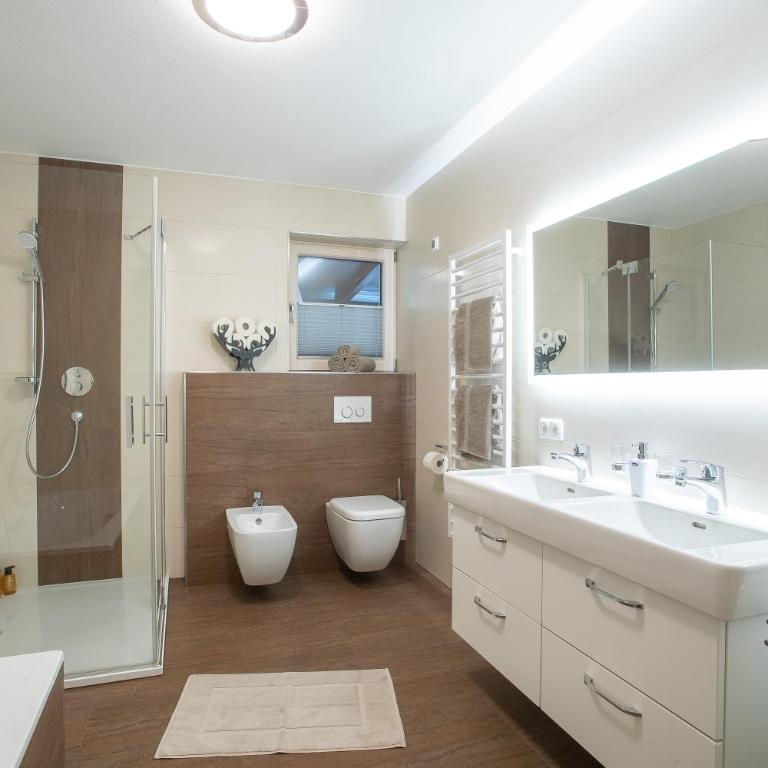 Apart Dahoam - Premium Apartment mit 3 Schlafzimmern und Gartenblick - 27