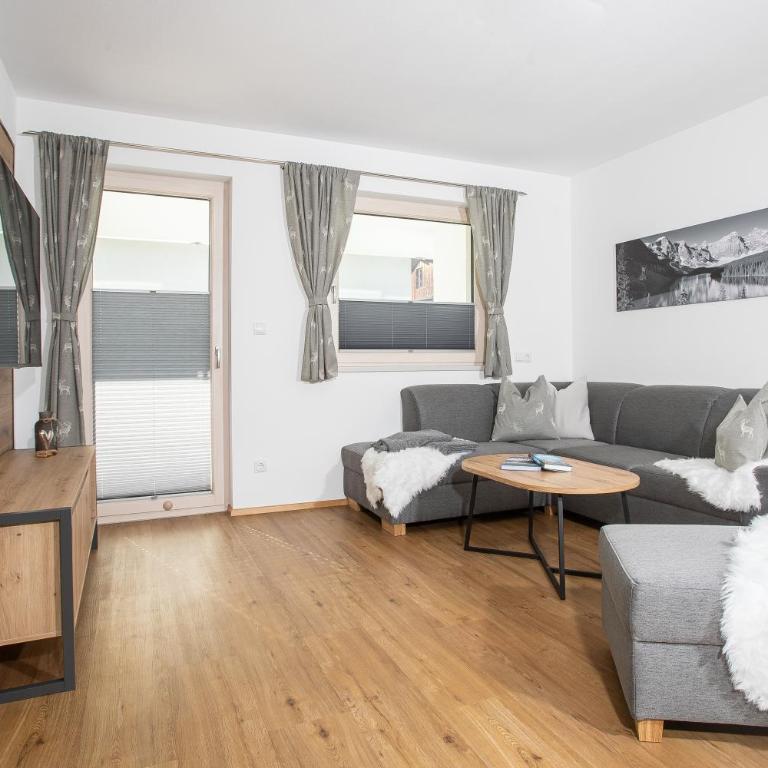 Apart Dahoam - Premium Apartment mit 3 Schlafzimmern und Gartenblick - 9