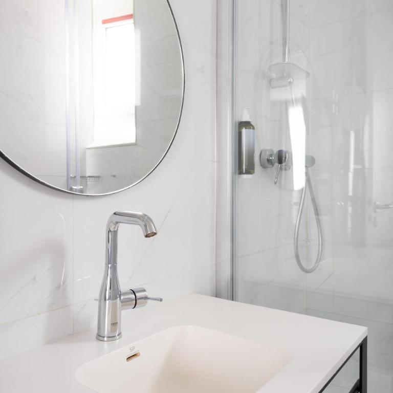 Hotel Astoria - Astotel - Chambre Familiale - 2 Chambres - 3