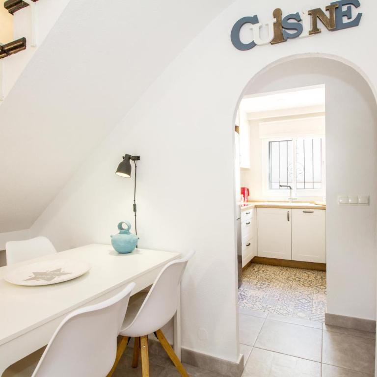 Perfectly located beachside apartment in Elviria Marbella - Apartamento de 2 dormitorios - 3