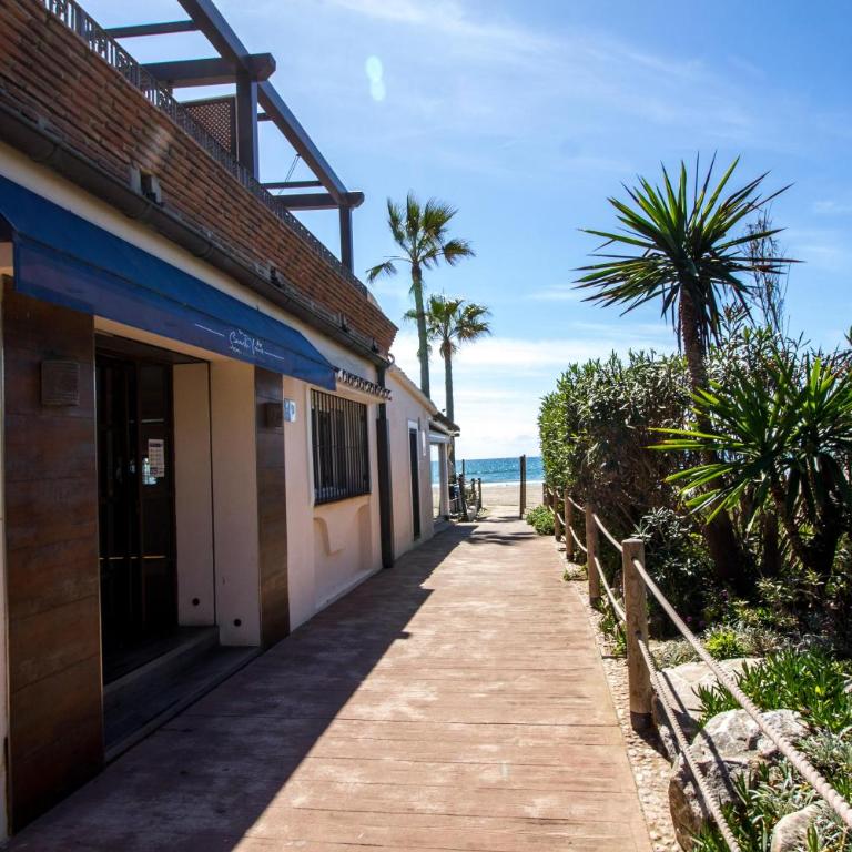 Perfectly located beachside apartment in Elviria Marbella - Apartamento de 2 dormitorios - 17