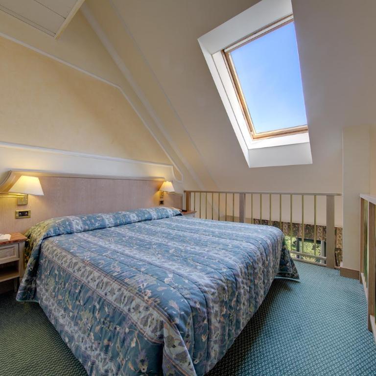 Hotel Simplon - Family 3 classic with lake or side pool view - 14