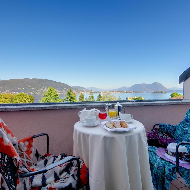 Hotel Simplon - Family 3 classic with lake or side pool view - 12