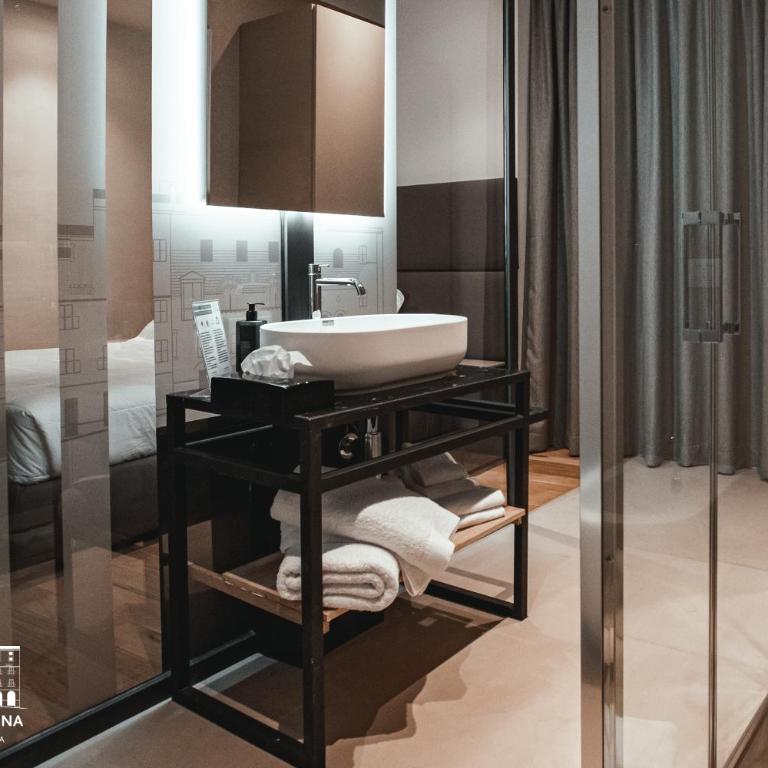 PALAZZO SANTAMARINA Luxury Suite & Spa - Luxury Quadruple Room - 4
