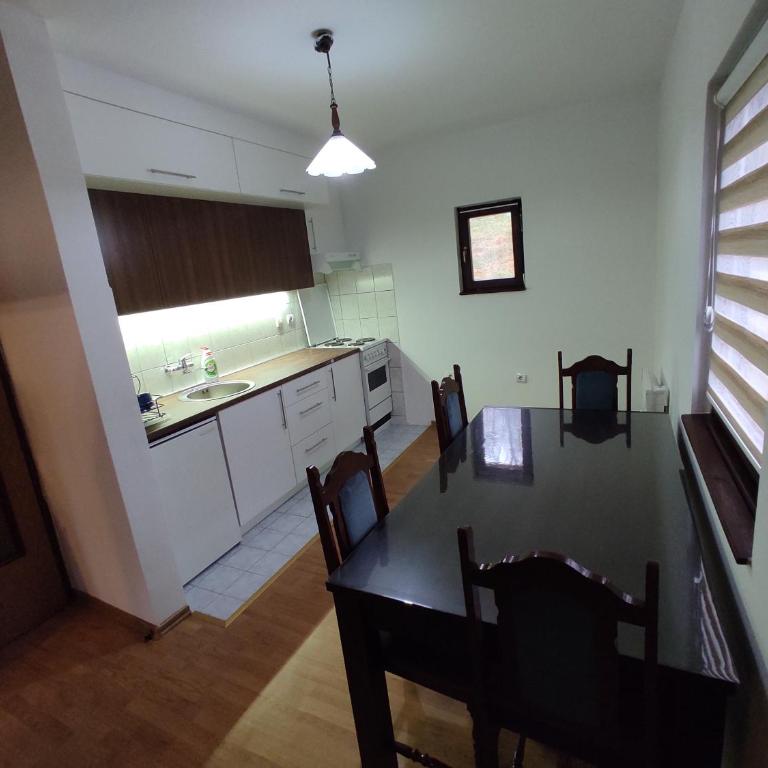 Oaza Mira - Two-Bedroom Apartment - 4