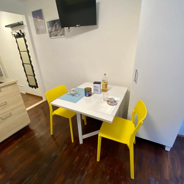 Luna's Cozy Apartment, skiin skiout in centre - Apartment mit 1 Schlafzimmer - 3