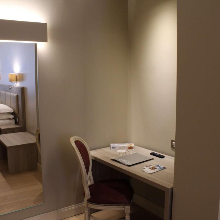 Best Western Hotel Moderno Verdi - Camera Quadrupla Comfort - 4