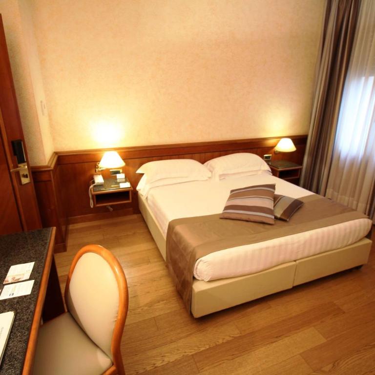 Best Western Hotel Moderno Verdi - Camera Queen Standard - 2