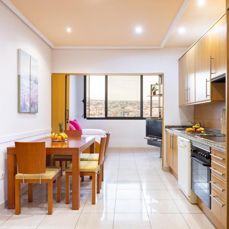 Home2Book Amazing View Apart Floor 25 Santa Cruz - Apartamento de 1 dormitorio - 2