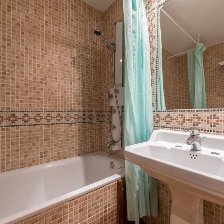Conde Aznar - Habitación Doble con ducha de hidromasaje - 6