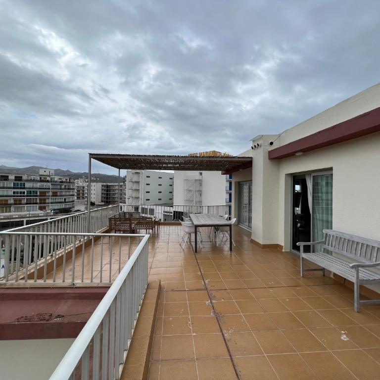 Beautiful apartment, sunny terrace, top floor with beach view or ground floor with terrace - Two-Bedroom Apartment - 27
