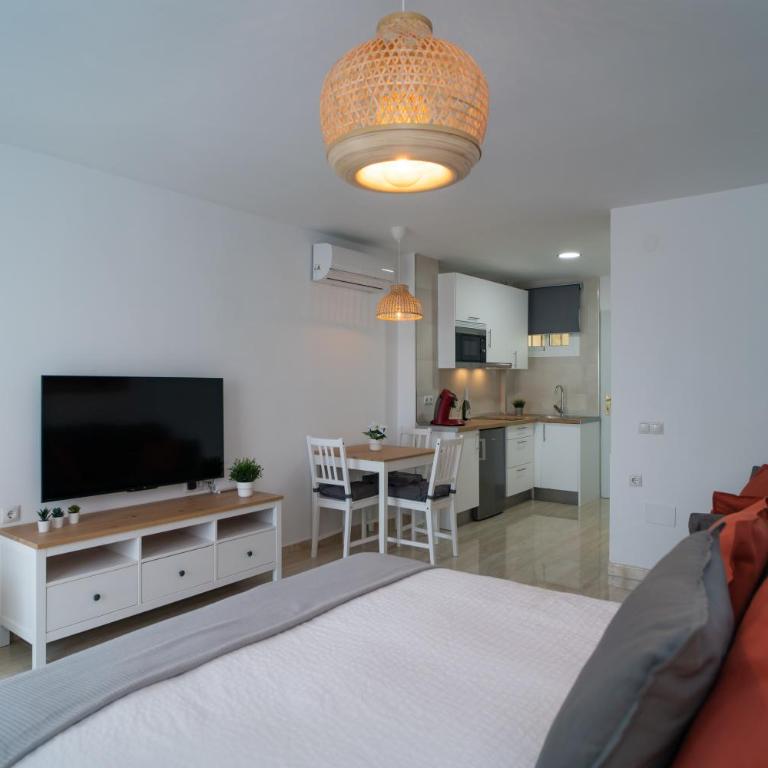Júpiter Suites by Kaarina - Deluxe Studio - 2