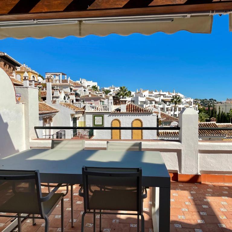 Semidetached Duplex home at Puebla Aida, Mijas Golf with pool, golf and sea views - Casa de 2 dormitorios - 28