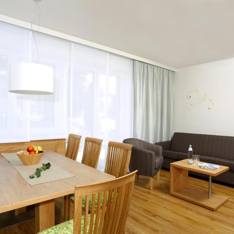 Aparthotel Rubinius - Apartment mit 2 Schlafzimmern und Balkon oder Terrasse - 4