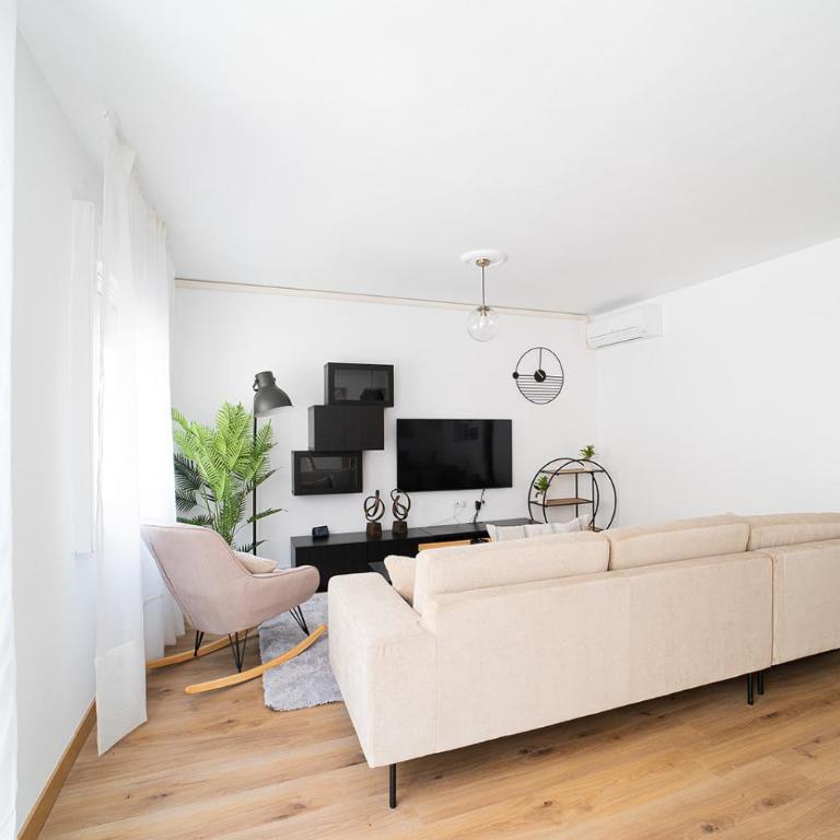 Expoholidays - General Tamayo PARKING gratis - Apartamento de 3 dormitorios - 20