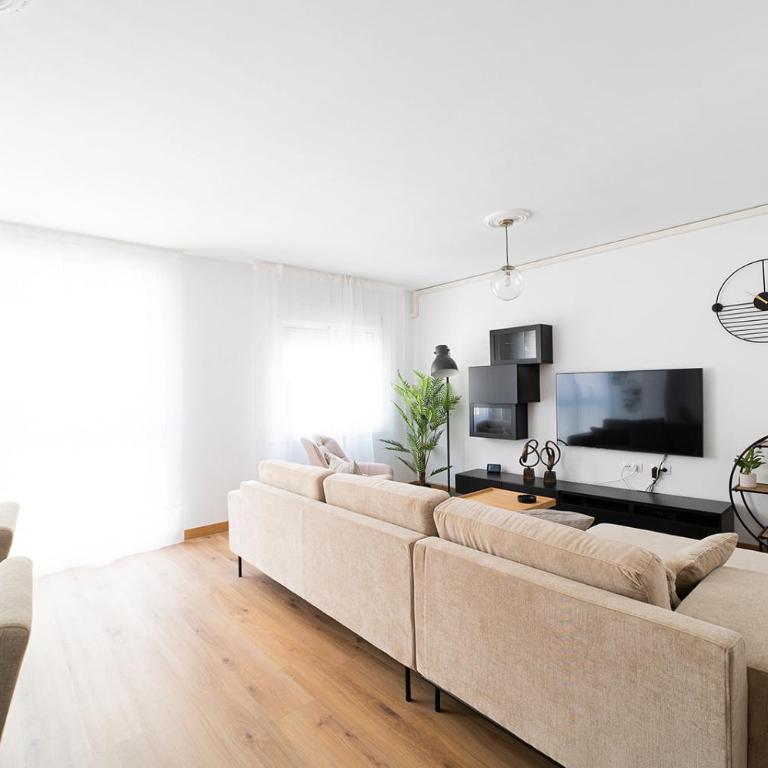 Expoholidays - General Tamayo PARKING gratis - Apartamento de 3 dormitorios - 21