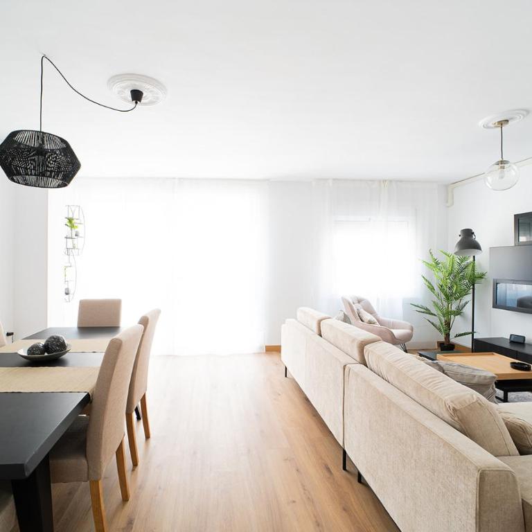 Expoholidays - General Tamayo PARKING gratis - Apartamento de 3 dormitorios - 25