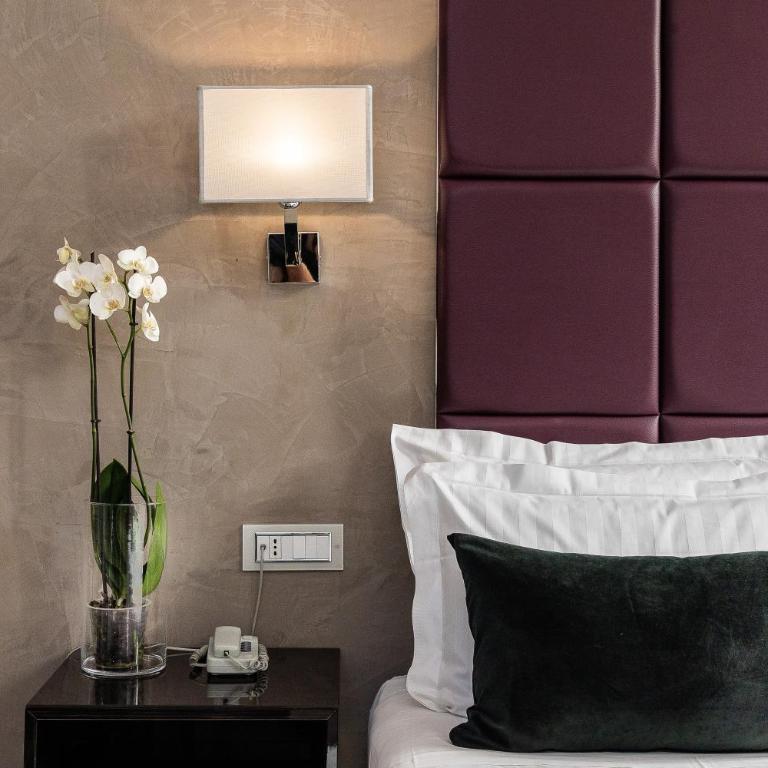 Hotel Castellino Roma - Triple Room with Bath - 16