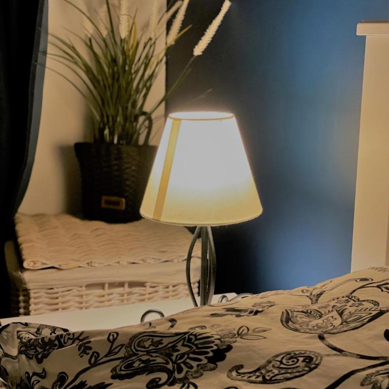 Feels like home JUAN FLORE - Air-conditioned furnished apartment with terrace & parking - Appartement 1 Chambre - 9