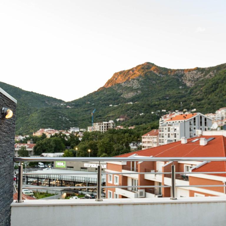 Penthouse Lamela Budva - One-Bedroom Apartment - 20