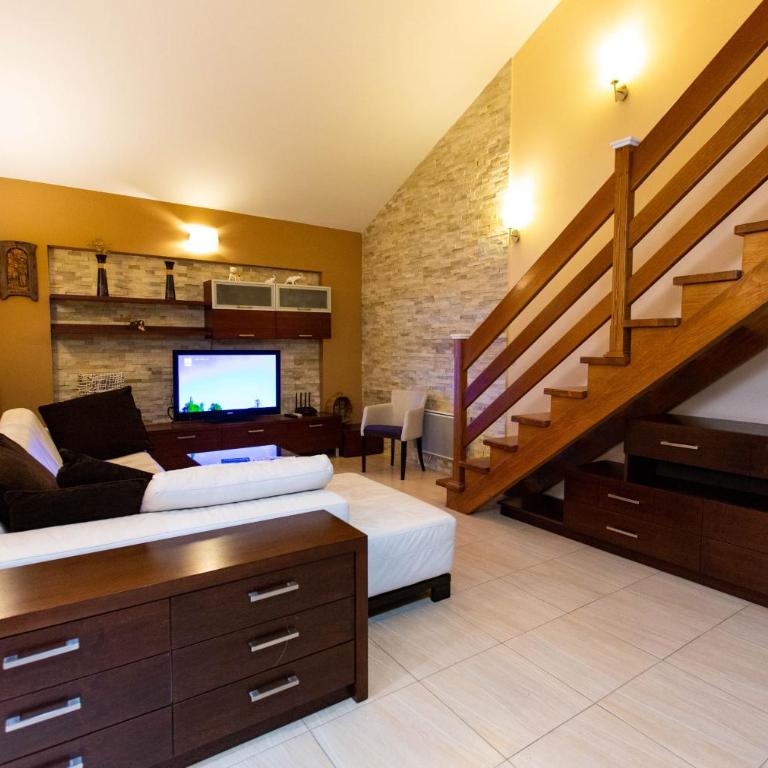 Penthouse Lamela Budva - One-Bedroom Apartment - 9
