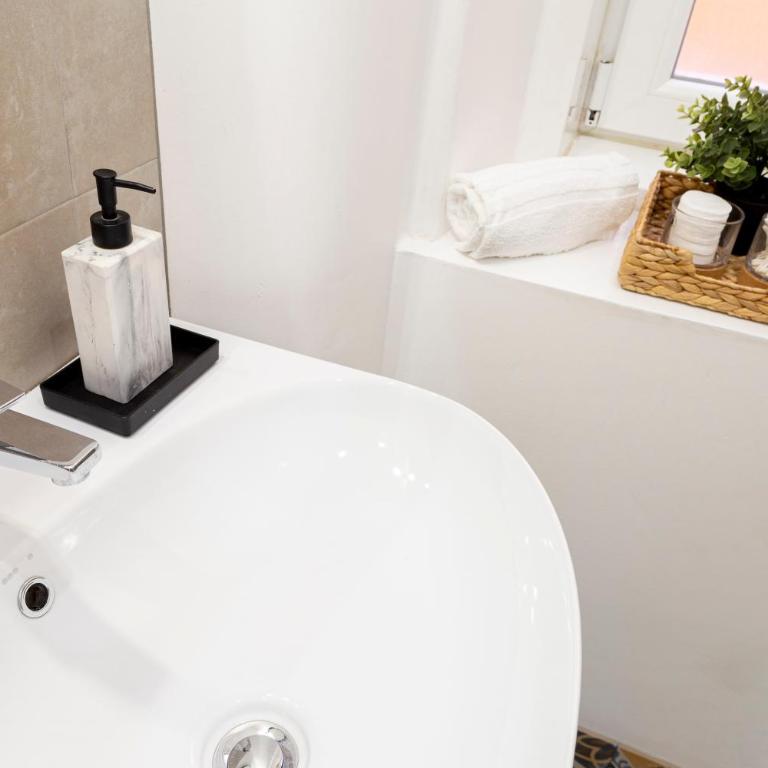 Elegante appartamento vicino alla stazione - Gold - Appartamento con 1 Camera da Letto - 20