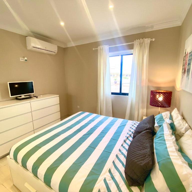 Riviera Park Bungalow (RPB), 2 Bedrooms, 1 Bathroom, Ground Floor - Two-Bedroom Apartment - 4