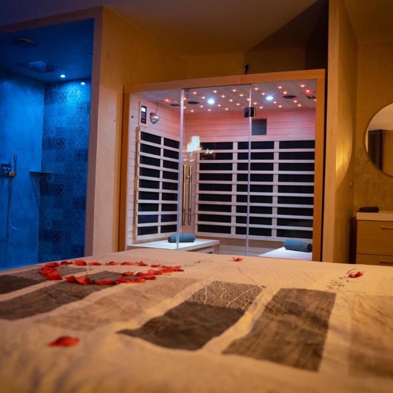 LE LOFT A BULLES (85m2 Jacuzzi Hammam Billiard Bar Douche Sauna) - Apartamento de 1 dormitorio - 16