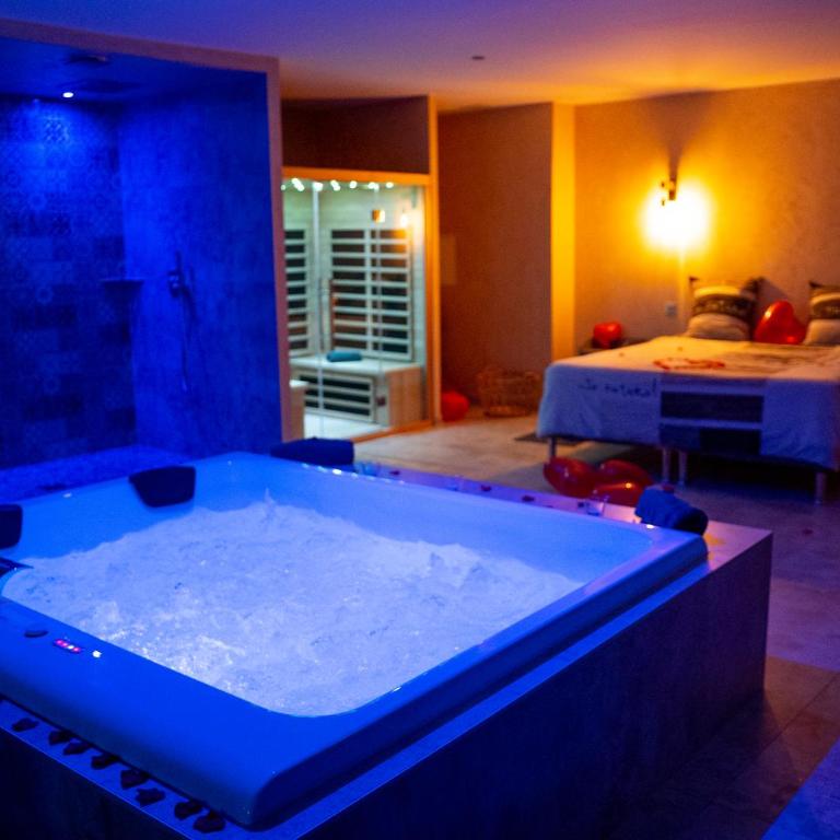 LE LOFT A BULLES (85m2 Jacuzzi Hammam Billiard Bar Douche Sauna) - Apartamento de 1 dormitorio - 18