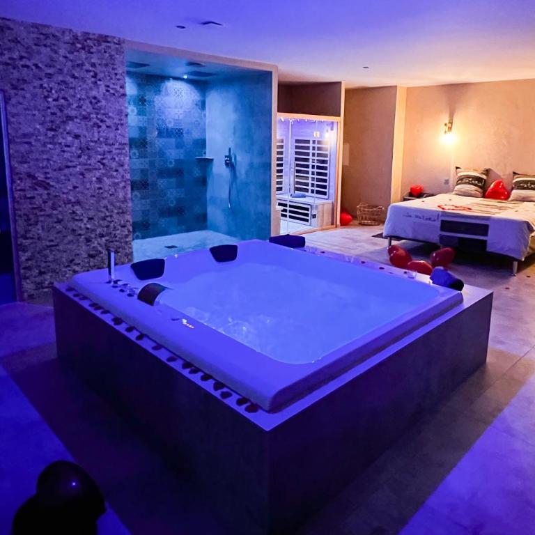 LE LOFT A BULLES (85m2 Jacuzzi Hammam Billiard Bar Douche Sauna) - Apartamento de 1 dormitorio - 28