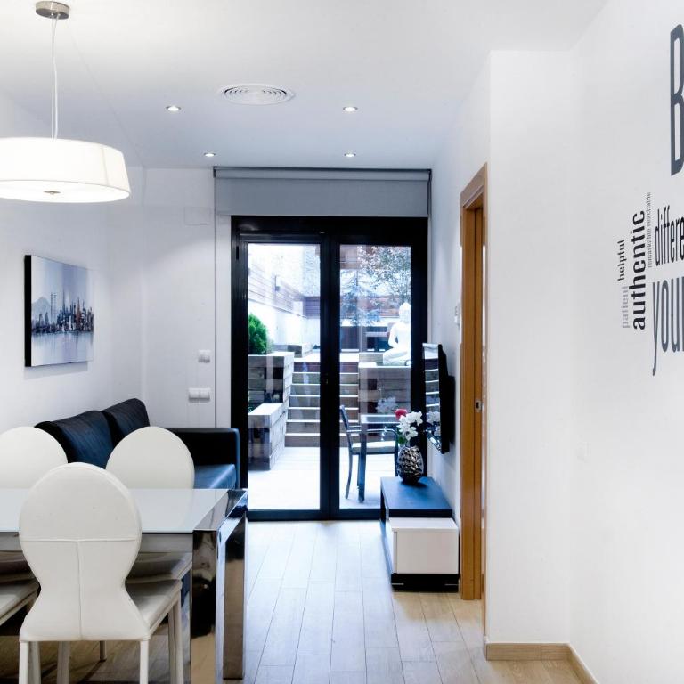 Home to Home Barcelona - One-Bedroom Apartment with Garden - 5