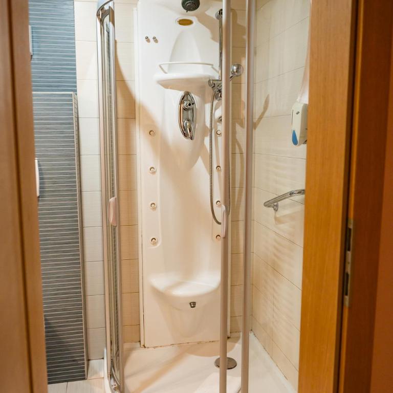 Apartman 107 in Aparthotel Vučko Jahorina - Ski & relax - private host - Apartment - 29