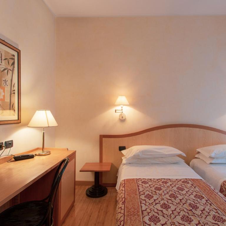 Hotel Bologna - Chambre Double ou Lits Jumeaux - 5