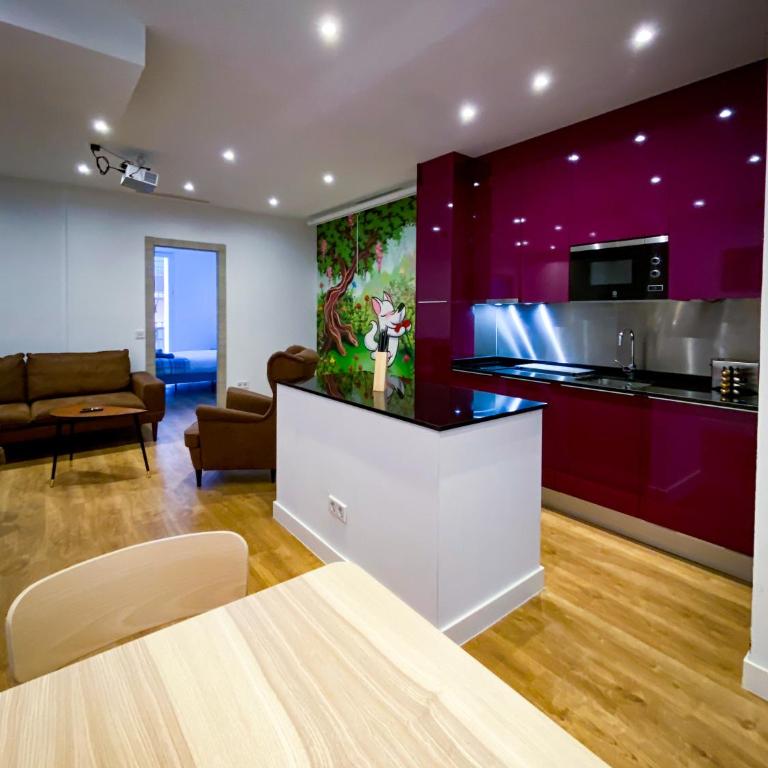 SOL Apartamento Madrid Centro junto a SOL - Three-Bedroom Apartment - 20