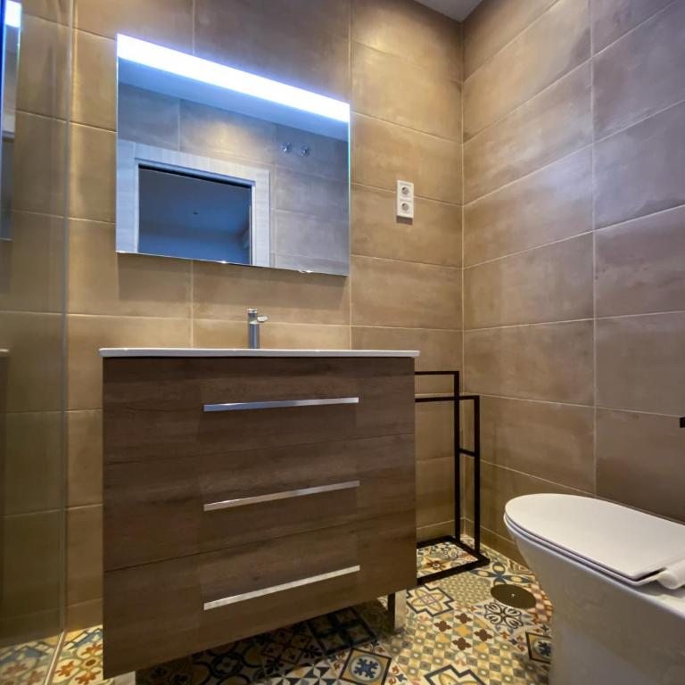 SOL Apartamento Madrid Centro junto a SOL - Three-Bedroom Apartment - 29
