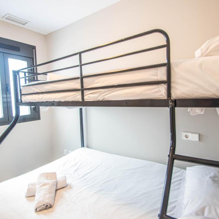 Recogidas Apartment 23 - Two-Bedroom Apartment - 19