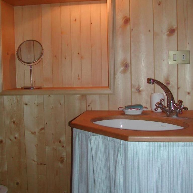Cherz Romantic House - Apartment with Mountain View - 17
