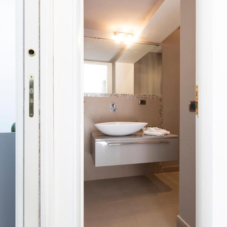 La Casa dei Miei - Apt con terrazzo in centro - One-Bedroom Apartment - 13