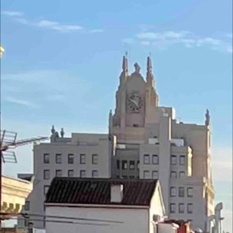 Spacious Penthouse with Large Terrace in Malasaña - Apartment with Terrace - 32