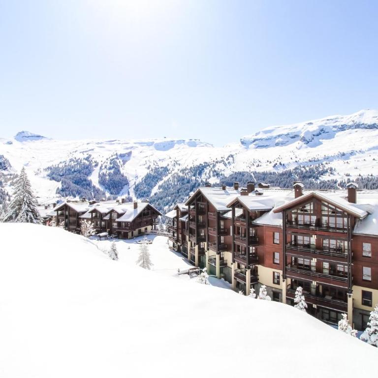 Newly redecorated 2-bed ski-in ski-out family apartment - Appartement avec Balcon - 23