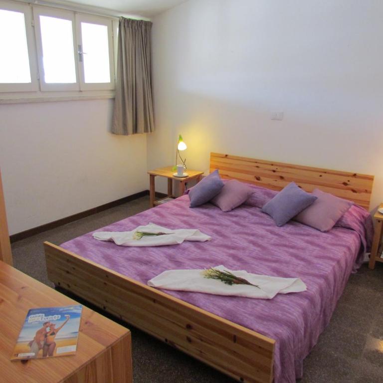 Colorful attic with terrace-Beahost - Appartamento - 3
