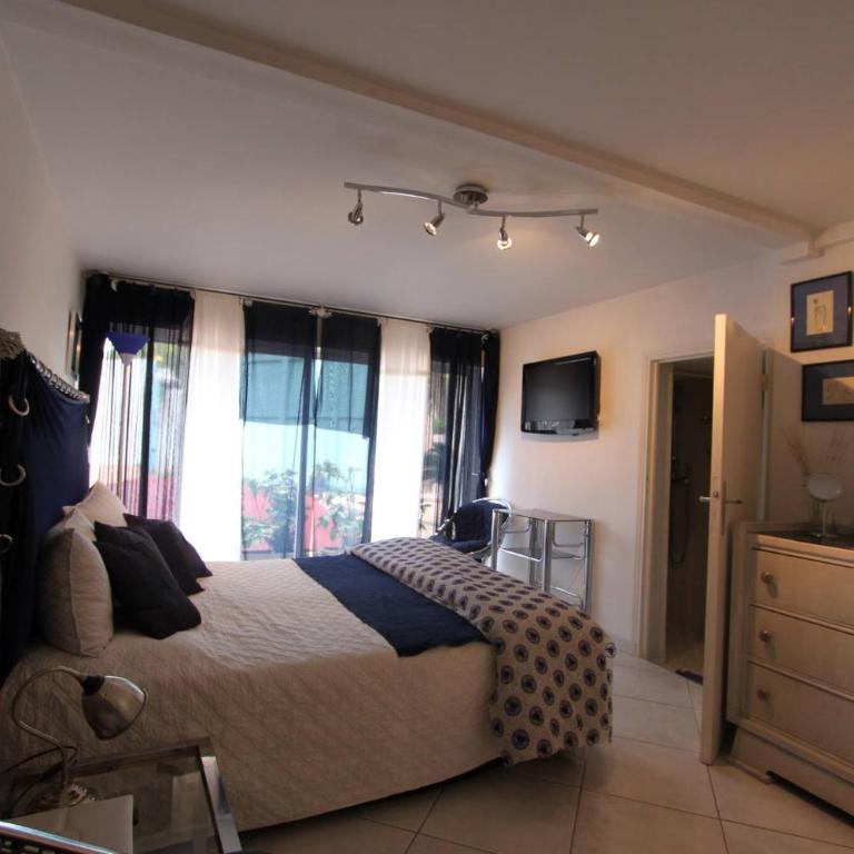 Juan Les Pins Near Cannes Beaches 18-20 Guests - Villa - 45
